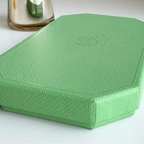 Swarovski Green Octagon Jewelry Display Storage Travel Gift Box Case EMPTY NEW ! - Picture 5 of 13